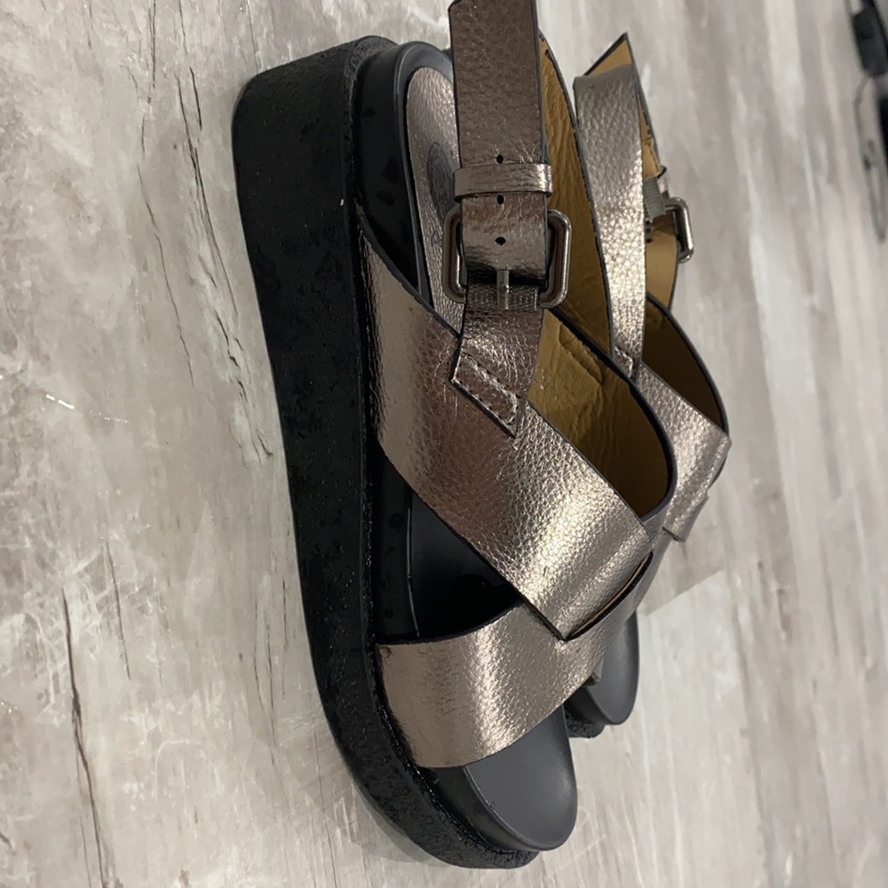 Comfortable Sandals - image 5